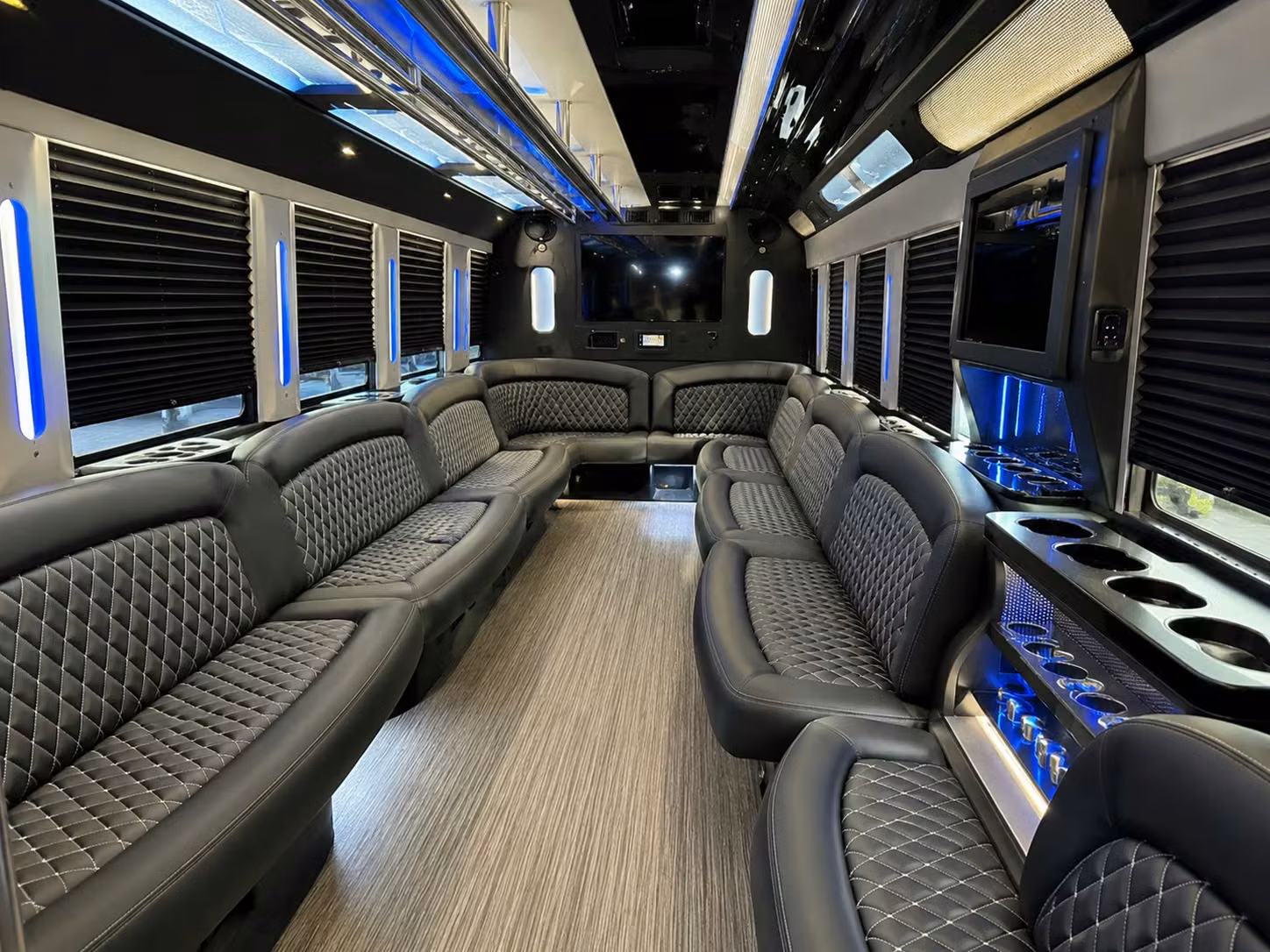 bus rentals for pembroke pines proms homecomings