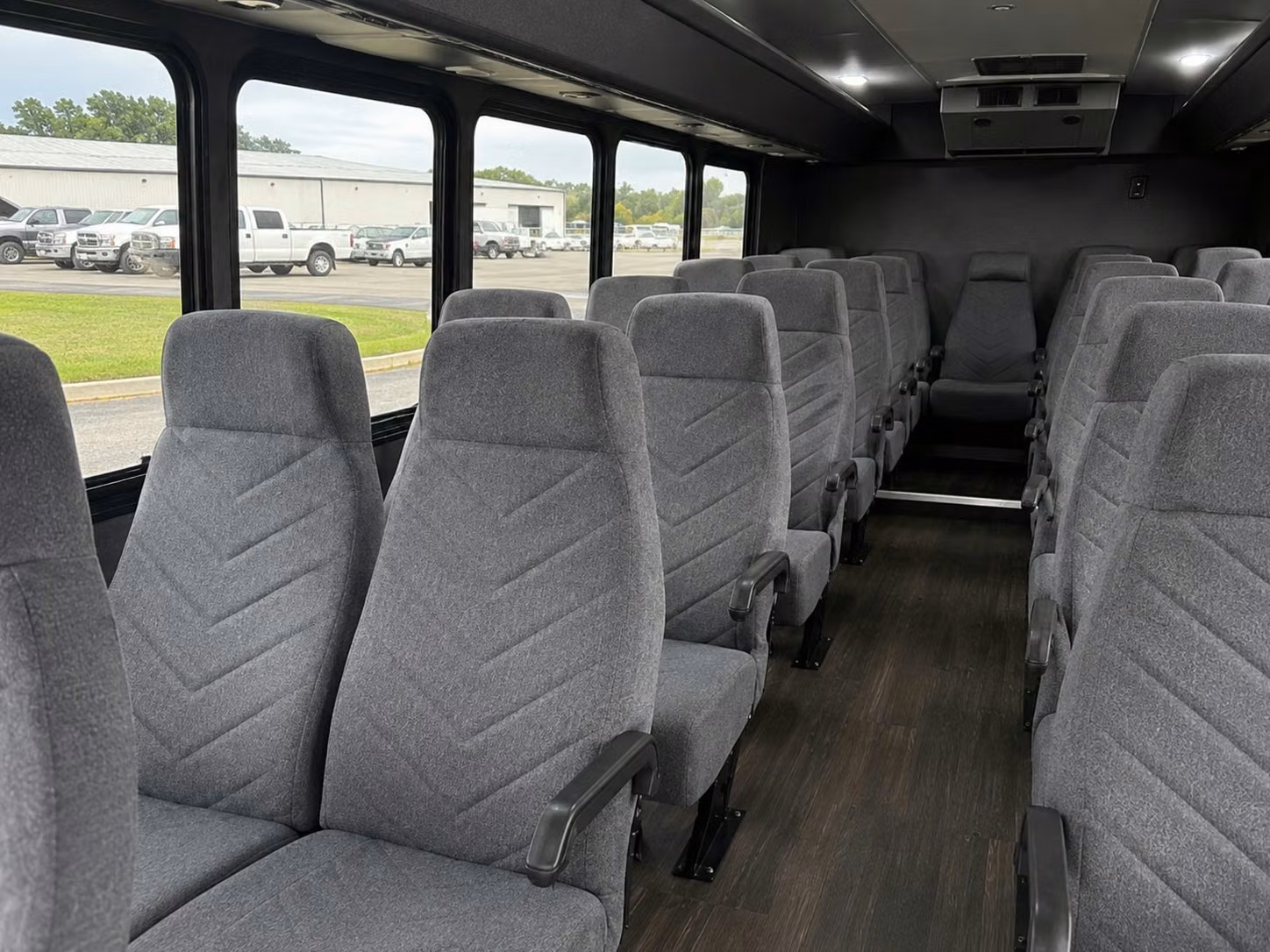 find exactly the right minibus for a smaller prom group in pembroke pines