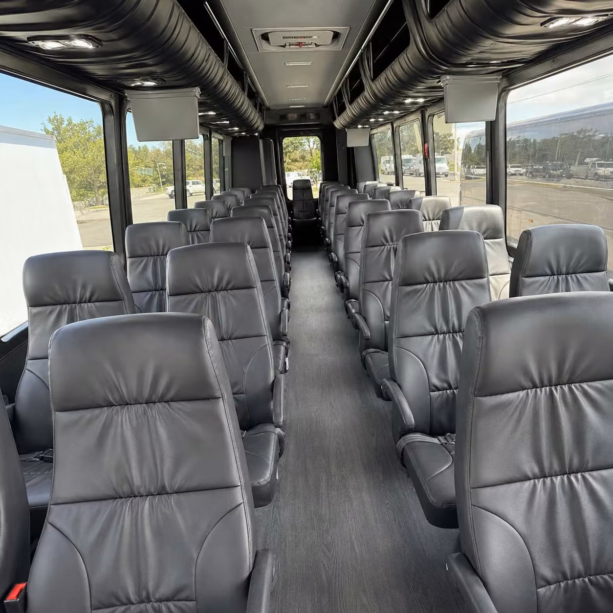 pembroke pines 28 passenger minibus rental