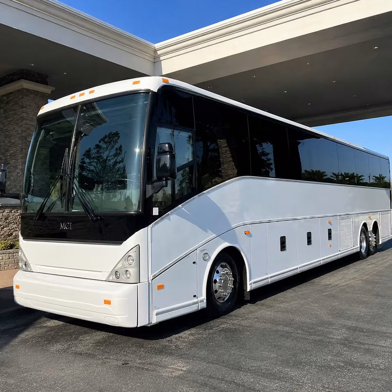 pembroke pines groups traveling through fort lauderdale hollywood international airport