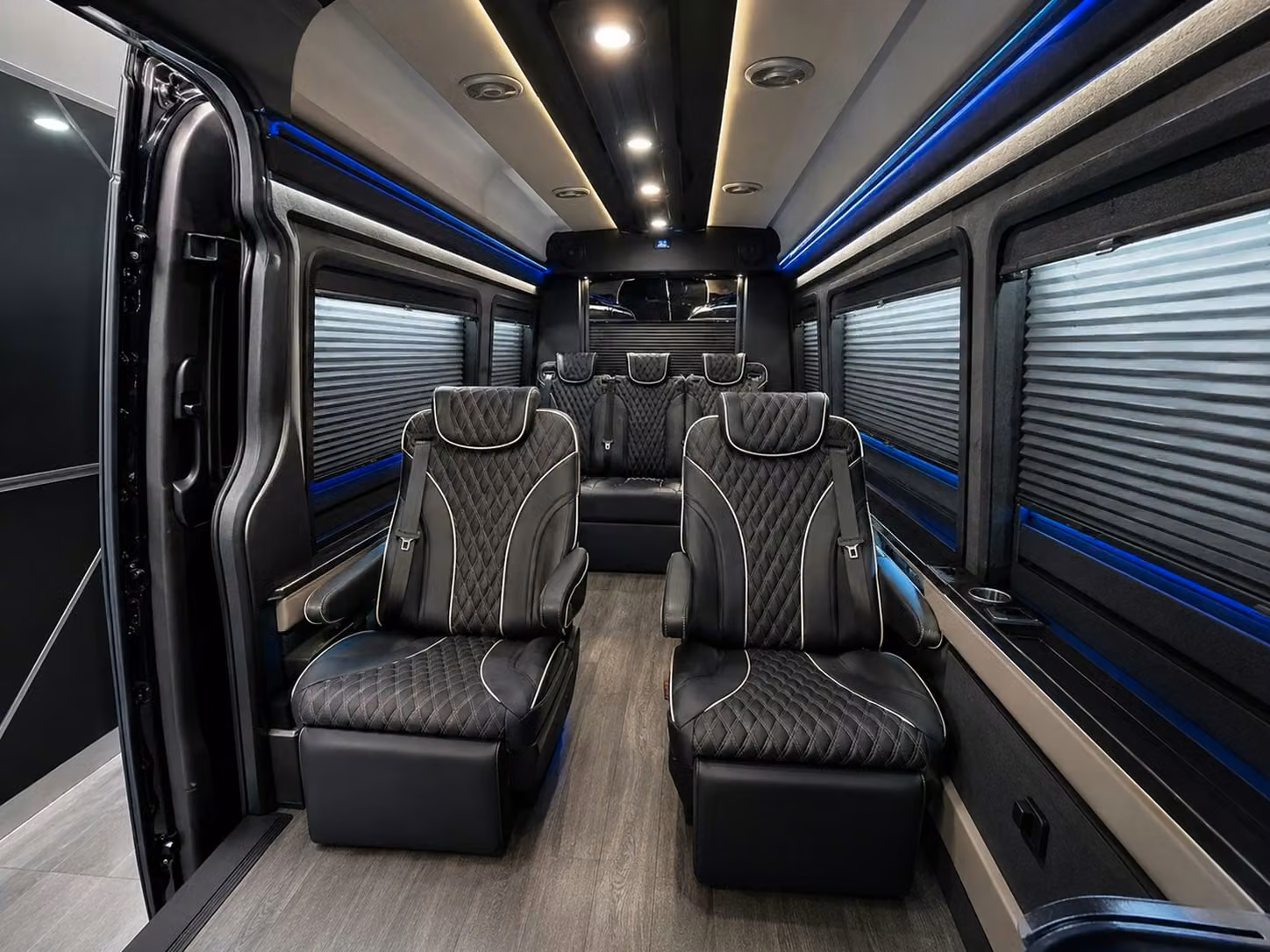 we help you compare airport shuttle options for corporate groups in pembroke pines